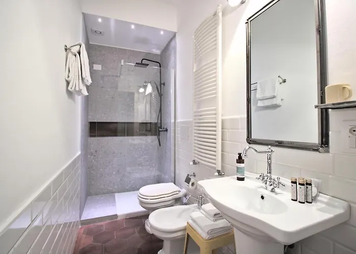 Porta Tosa Boutique Bed & Breakfast 4*