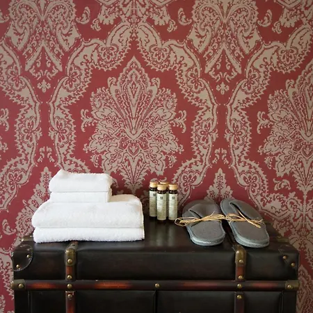 Porta Tosa Boutique Bed & Breakfast 2*